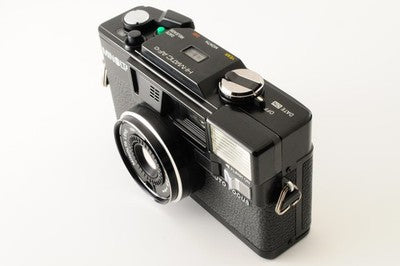 [Excellent] Minolta HI-MATIC AF-D Vintage 35mm Point & Shoot Film Camera #421