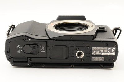 Olympus OM-D E-M5 Black Mirrorless Digital Camera Body [Excellent] #449