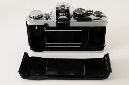 [Excellent] Olympus OM-2 Silver 35mm Film Camera F.Zuiko 50mm f/1.8 Lens #366