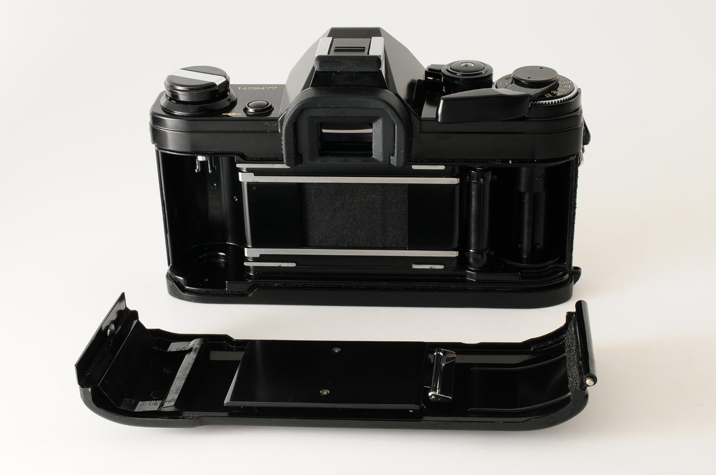 [Excellent] Canon AE-1 Black 35mm SLR Film Camera FD 50mm f1.8 S.C. Lens #347