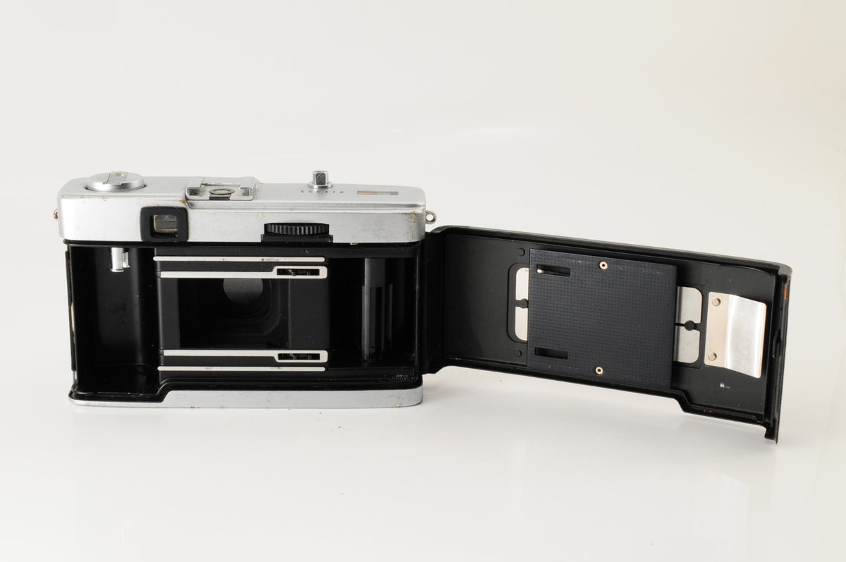 [Excellent] Olympus Trip 35 35mm Point & Shoot Film Camera From Japan #156