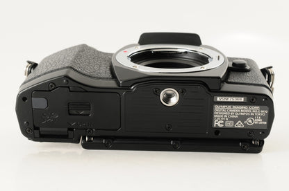 [Near MINT 5319 shots] Olympus OM-D E-M10 Digital Mirrorless Camera Body #108